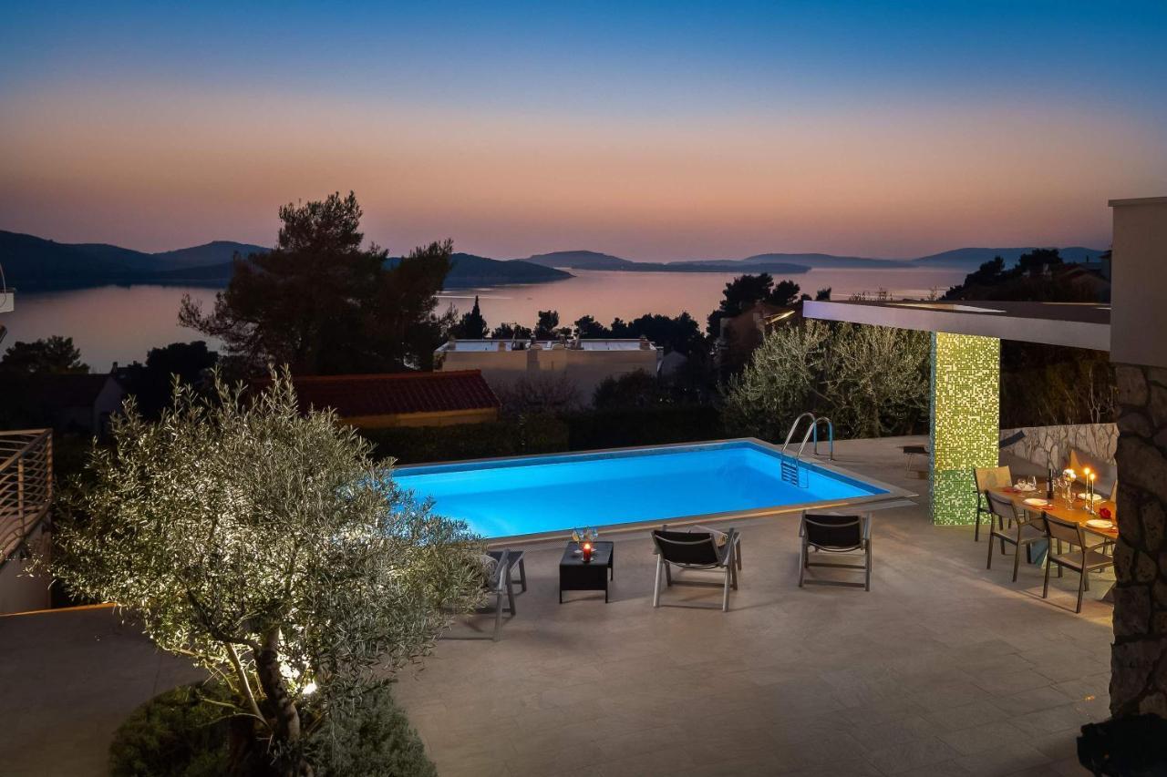 Villa Tela With Pool Zaboric Dış mekan fotoğraf