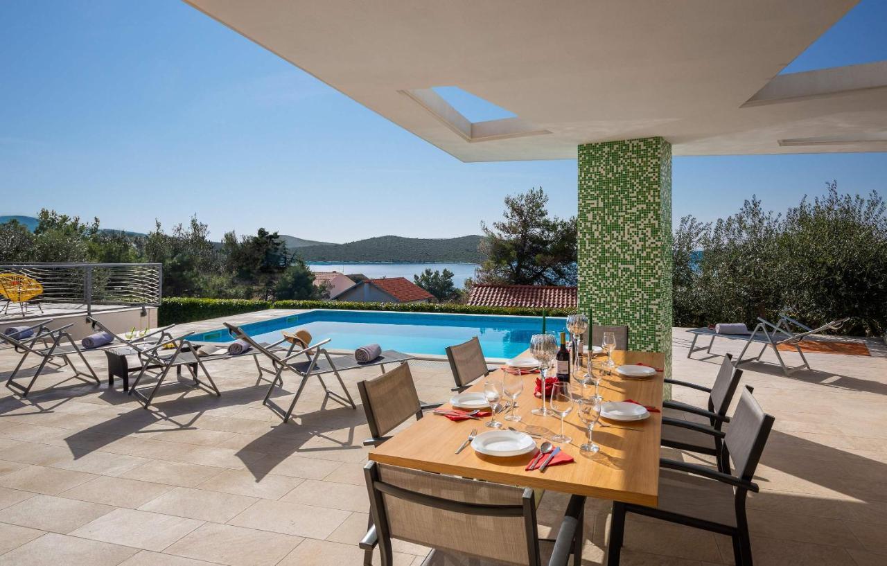 Villa Tela With Pool Zaboric Dış mekan fotoğraf